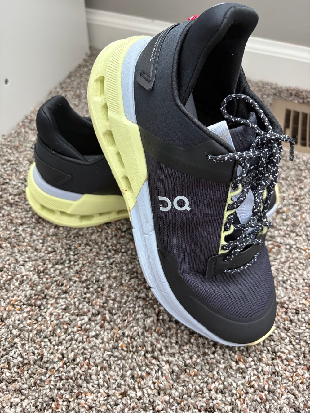 On Running women’s Cloudnova flux